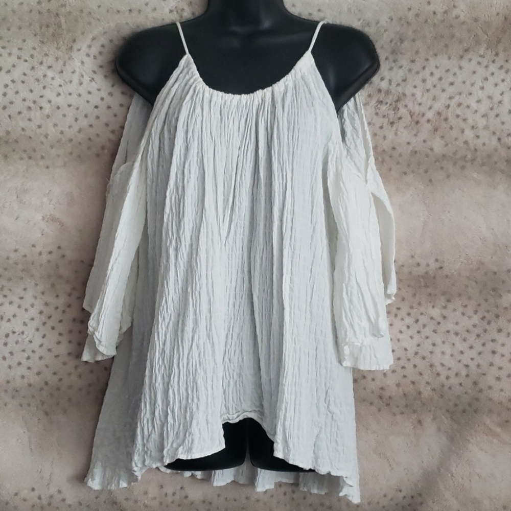 Cotton crinkle gauze cold-shoulder top